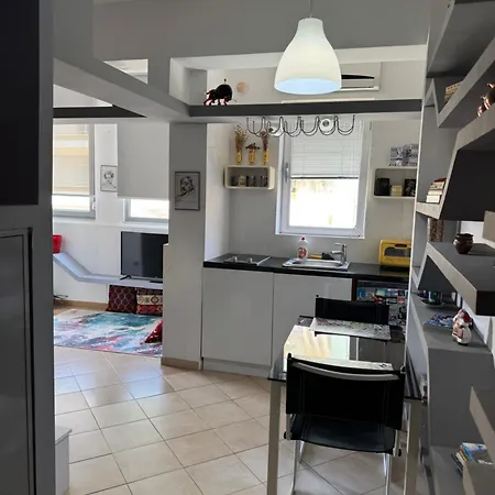 Lovely Close To The Sea Vlorë